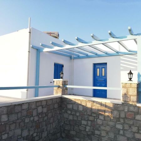 אדאמאס Iremia Rooms מראה חיצוני תמונה