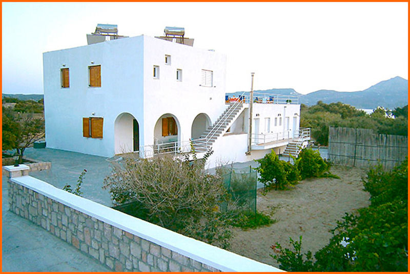 אדאמאס Iremia Rooms מראה חיצוני תמונה