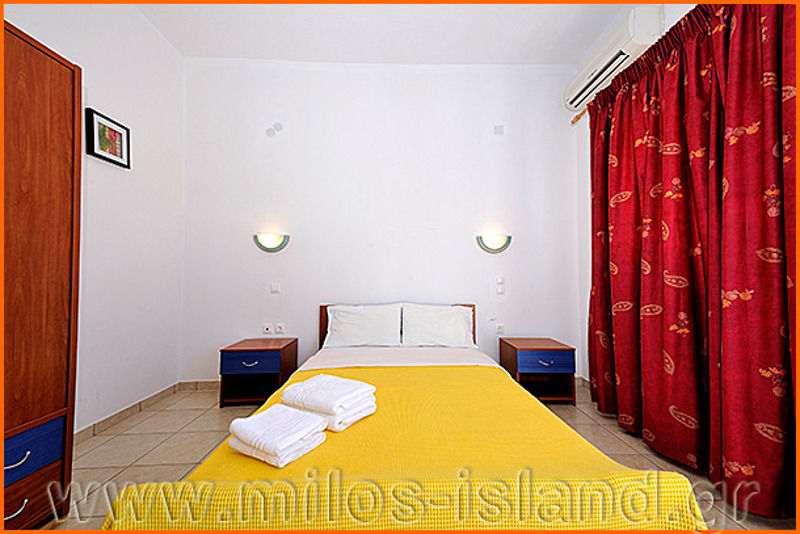 אדאמאס Iremia Rooms מראה חיצוני תמונה