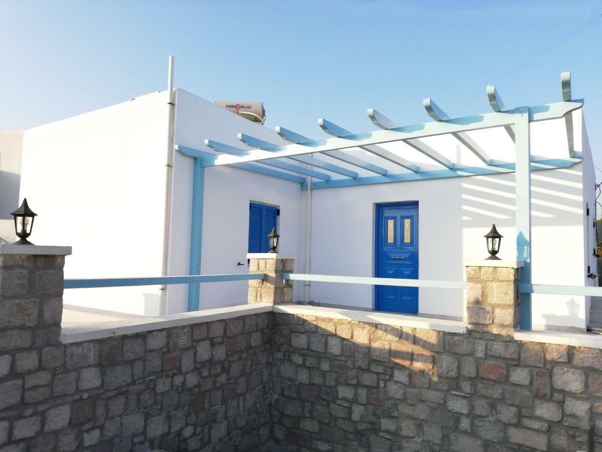 אדאמאס Iremia Rooms מראה חיצוני תמונה