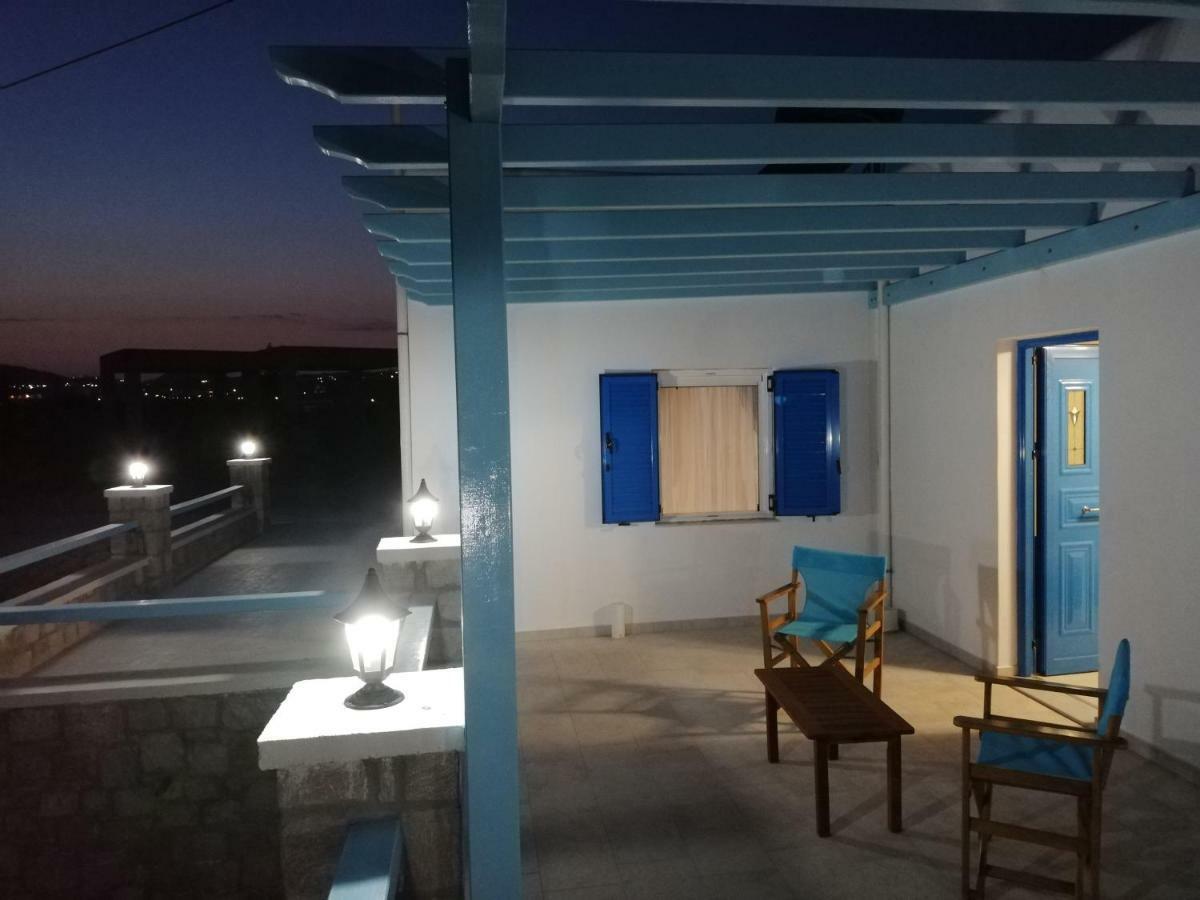 אדאמאס Iremia Rooms מראה חיצוני תמונה