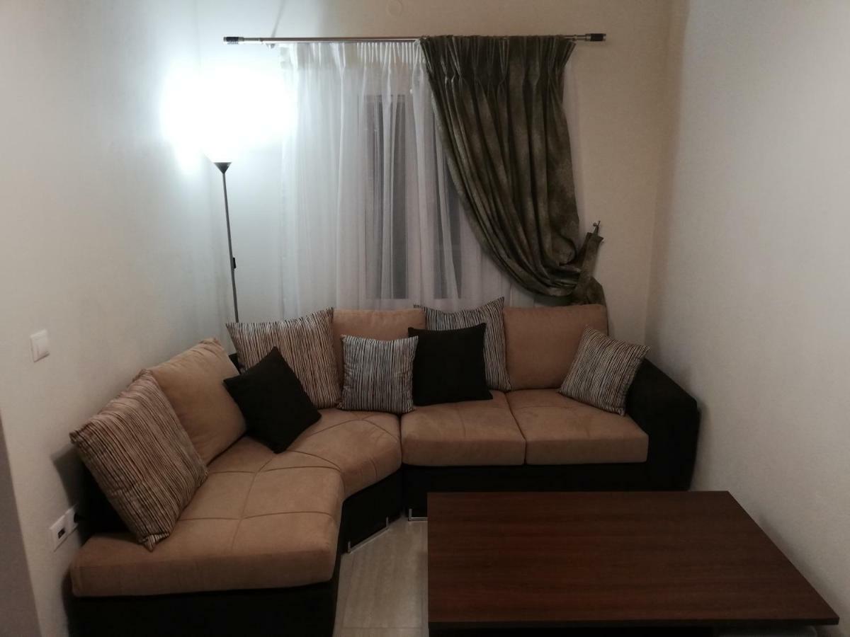 אדאמאס Iremia Rooms מראה חיצוני תמונה